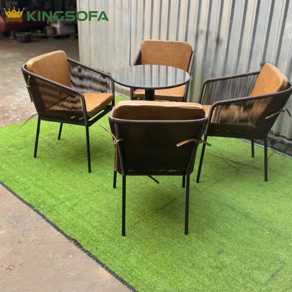 Cách Chọn Ghế Cafe Đan Dây Phù Hợp Với Phong Cách Quán (14) Cach Chon Ghe Cafe Dan Day Phu Hop Voi Phong Cach Quan 14