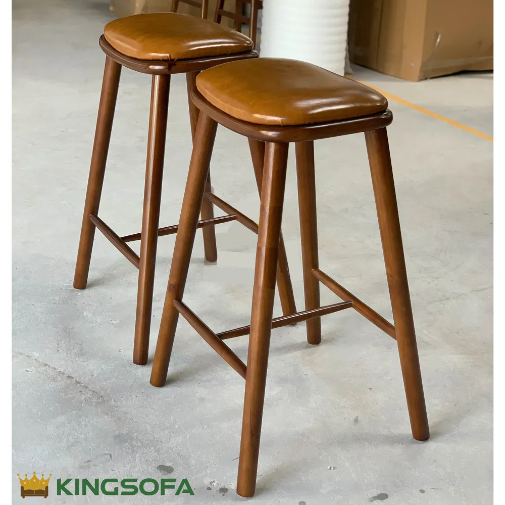 Ghế Bar Yên Ngựa Gỗ Cao Su Kingsofa KS-SK-BAR041 (Mặt Gỗ Mặt Nệm) (2) Ghe Bar Yen Ngua Go Cao Su Kingsofa KS SK BAR041 Mat Go Mat Nem 2