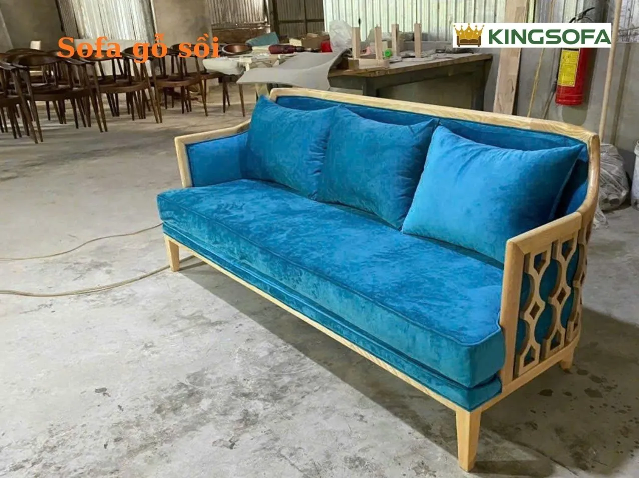 Ghế Sofa Gỗ – Xu Hướng Nội Thất Phòng Khách Hiện Đại Năm 2025 (8) Ghe Sofa Go – Xu Huong Noi That Phong Khach Hien Dai Nam 2025 8